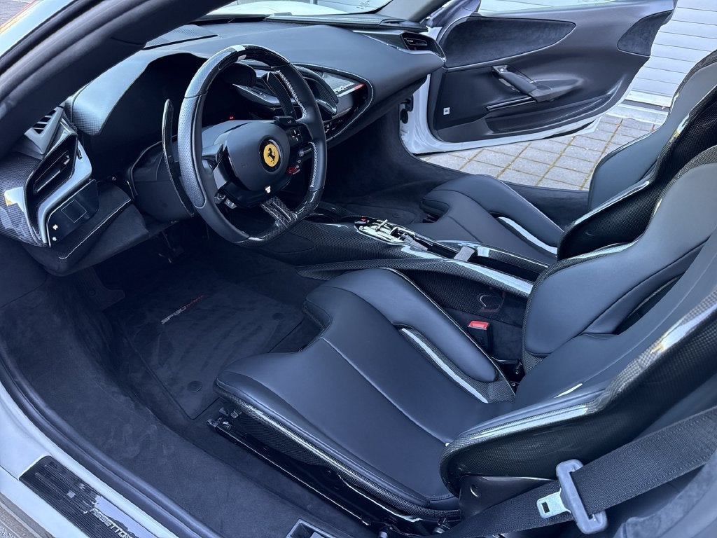 2022 Ferrari SF90 Stradale Base
