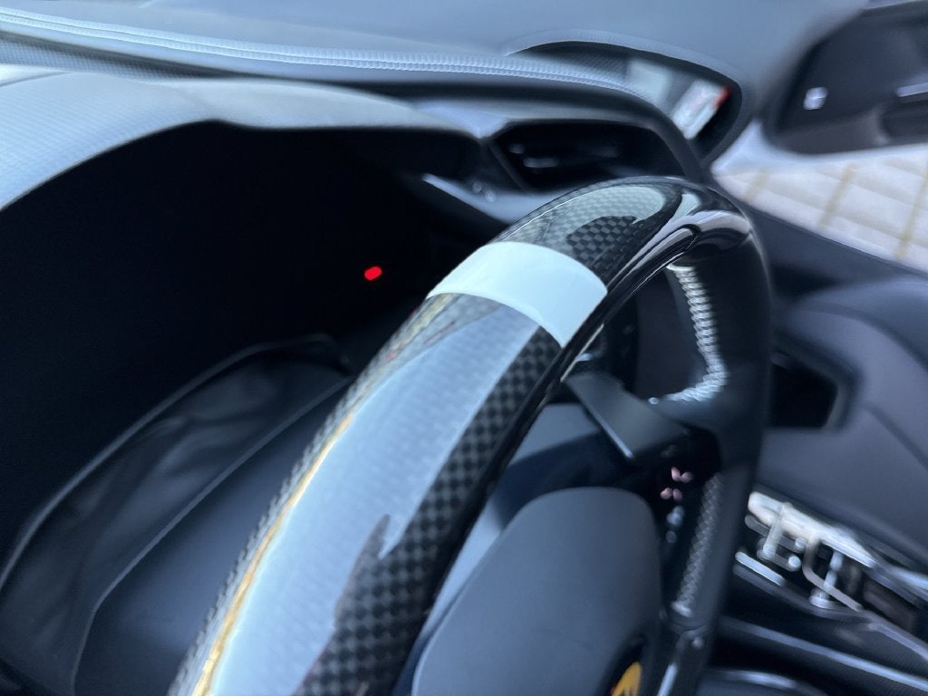 2022 Ferrari SF90 Stradale Base