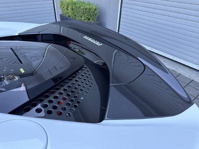 2022 Ferrari SF90 Stradale Base