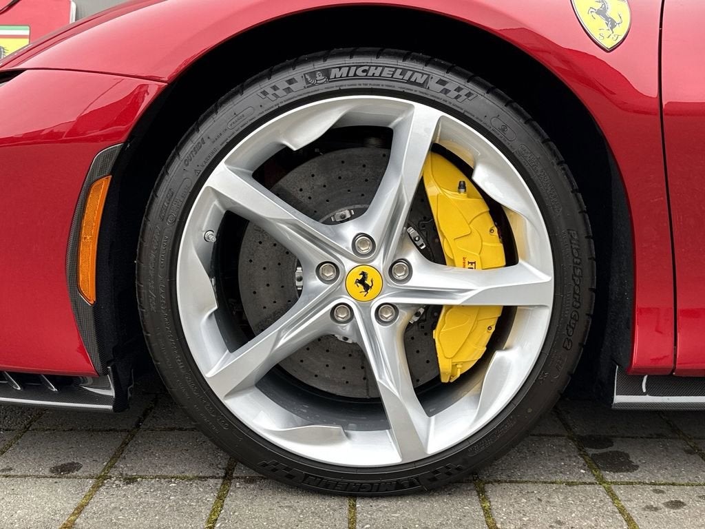 2024 Ferrari SF90 Spider Base