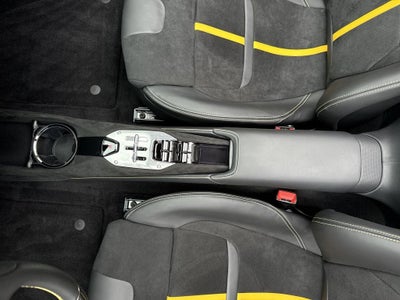 2024 Ferrari SF90 Spider Base