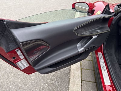 2024 Ferrari SF90 Spider Base