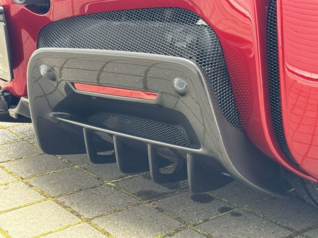 2024 Ferrari SF90 Spider Base