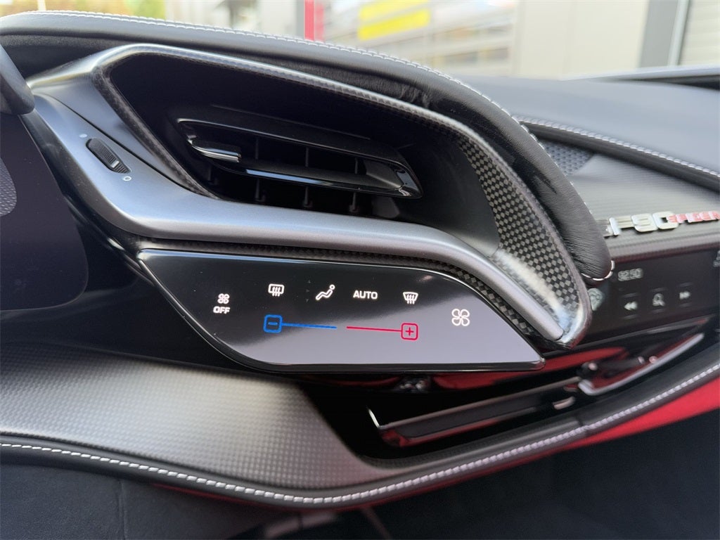 2022 Ferrari SF90 Spider Base