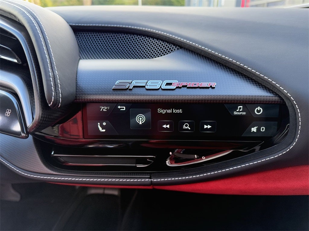 2022 Ferrari SF90 Spider Base