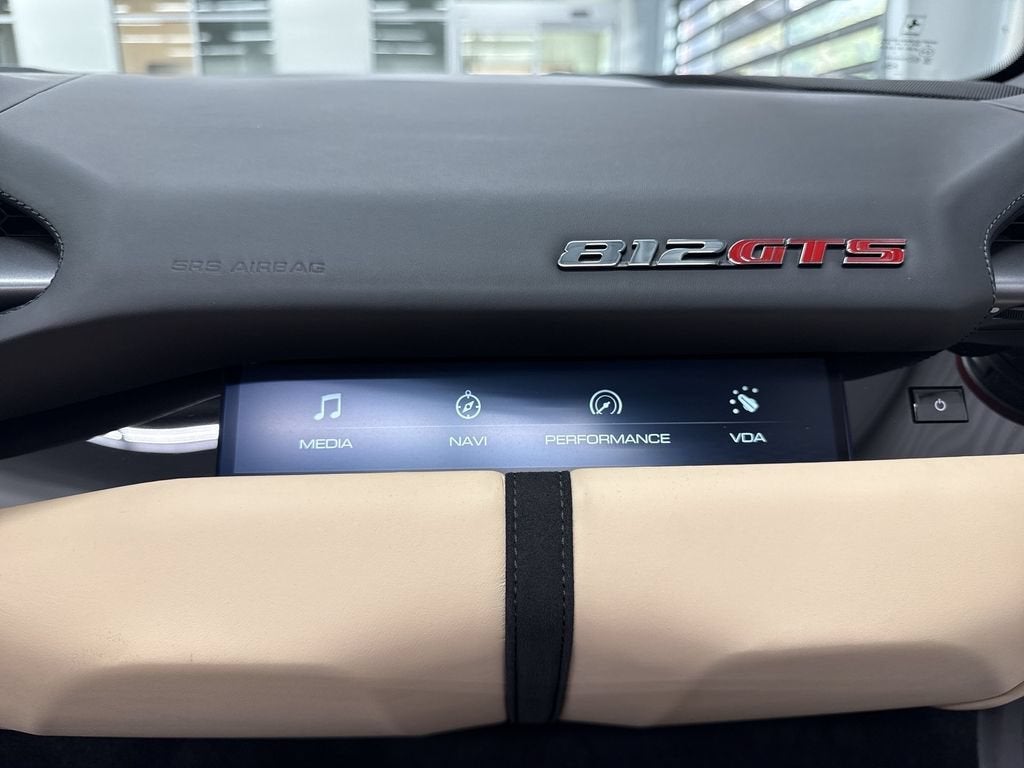 2022 Ferrari 812 GTS Base