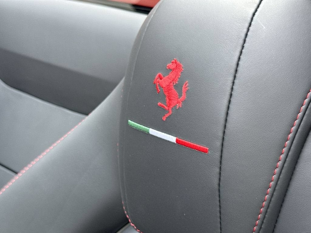 2023 Ferrari 812 GTS Base