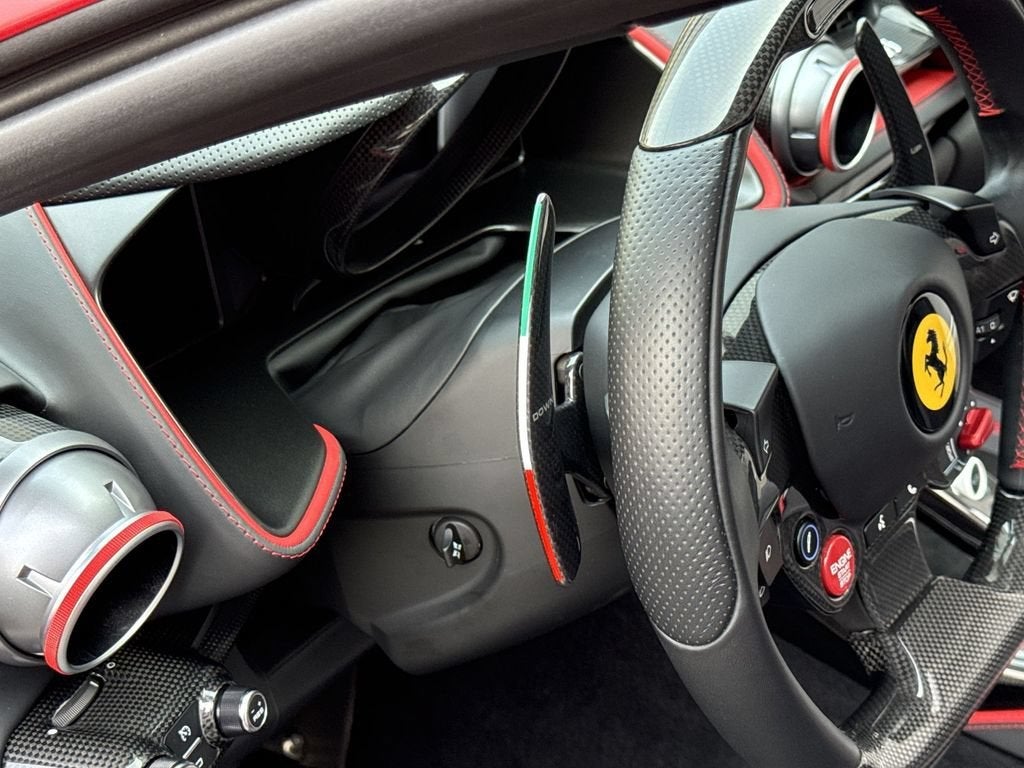 2023 Ferrari 812 GTS Base