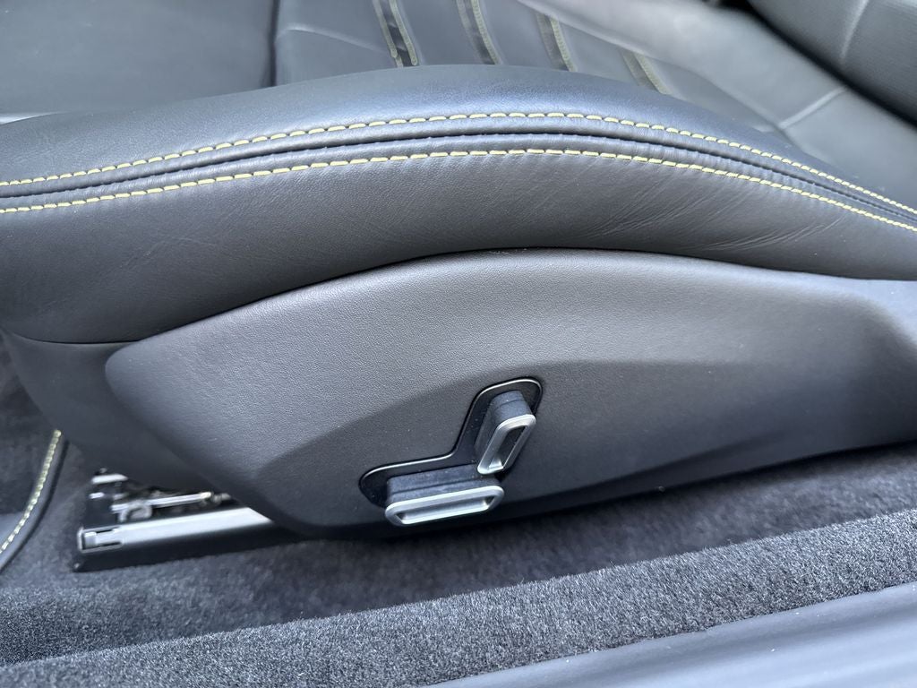 2023 Ferrari Roma Base