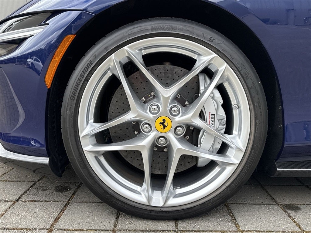 2023 Ferrari Roma Base