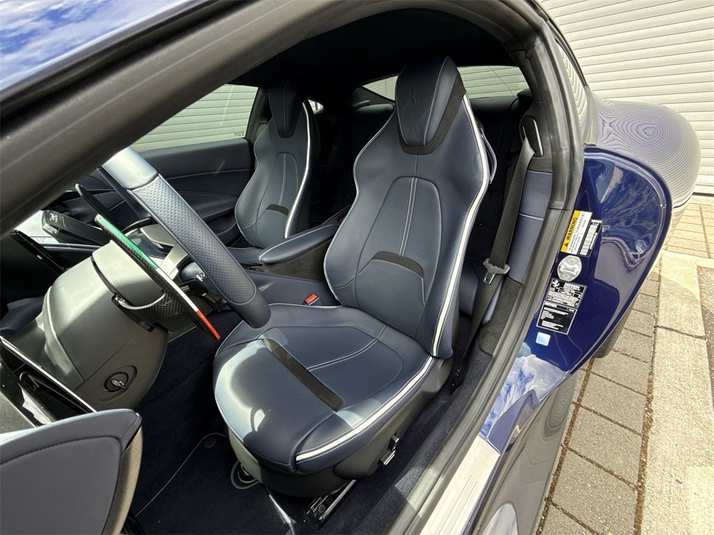 2023 Ferrari Roma Base