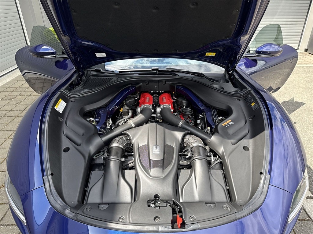 2023 Ferrari Roma Base