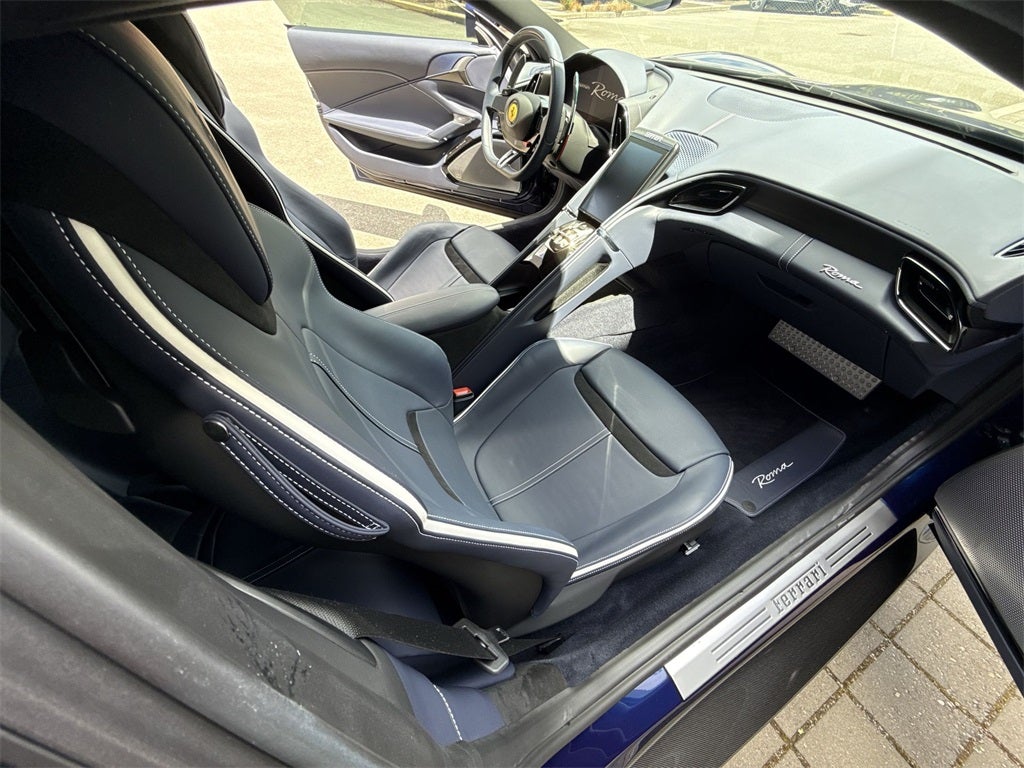 2023 Ferrari Roma Base