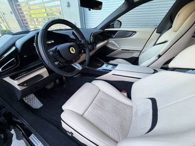 2026 Ferrari Purosangue Base