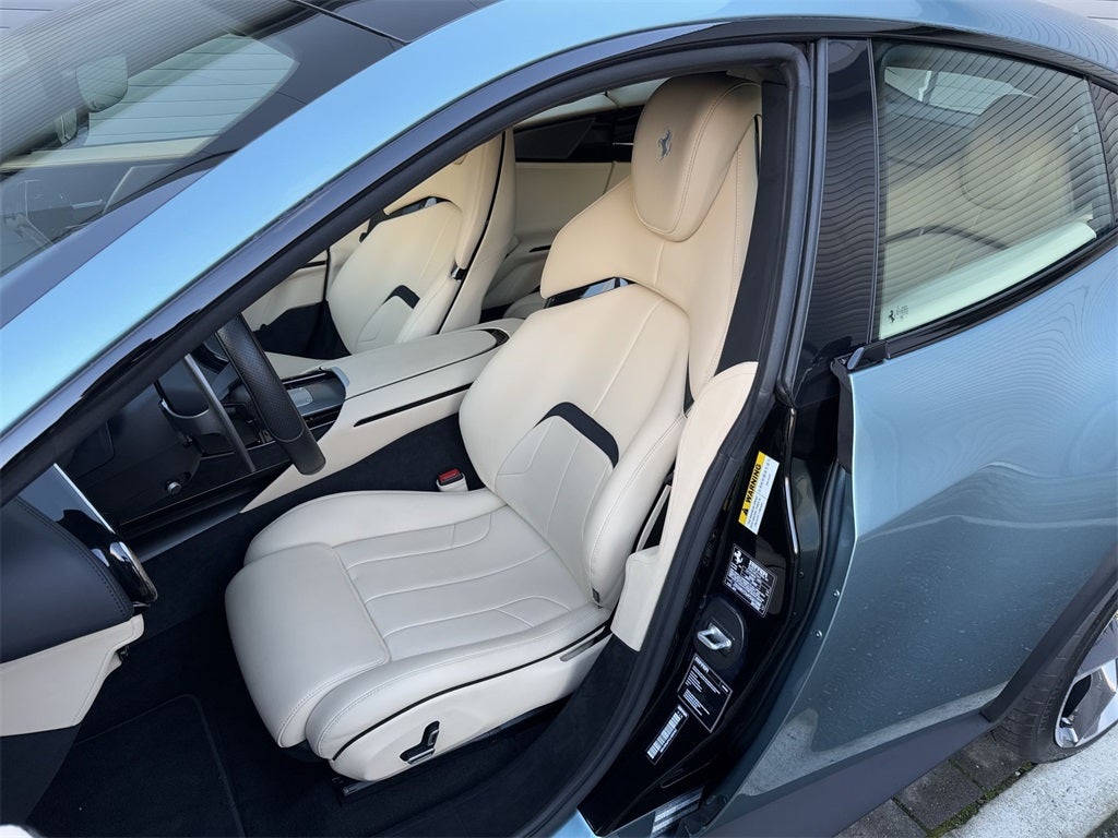 2023 Ferrari Purosangue Base