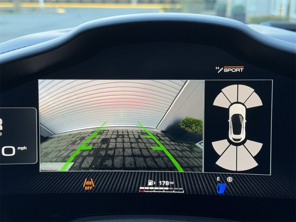 2023 Ferrari Purosangue Base