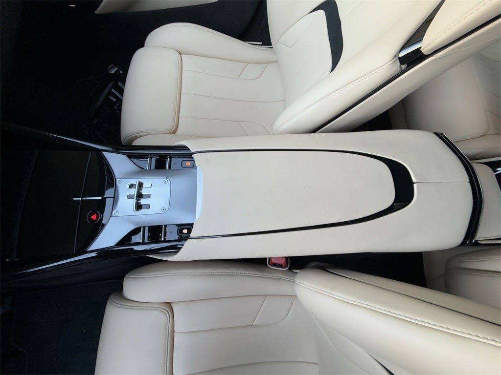 2023 Ferrari Purosangue Base