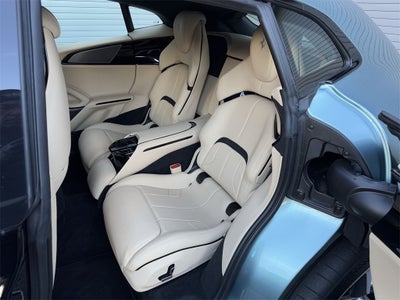 2023 Ferrari Purosangue Base