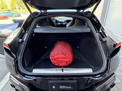 2024 Ferrari Purosangue Base