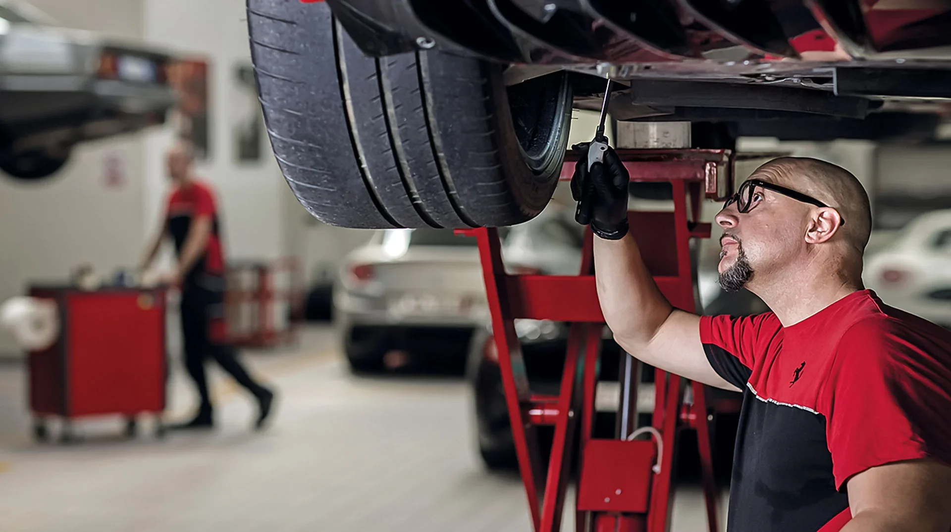Ferrari Service Mechanic